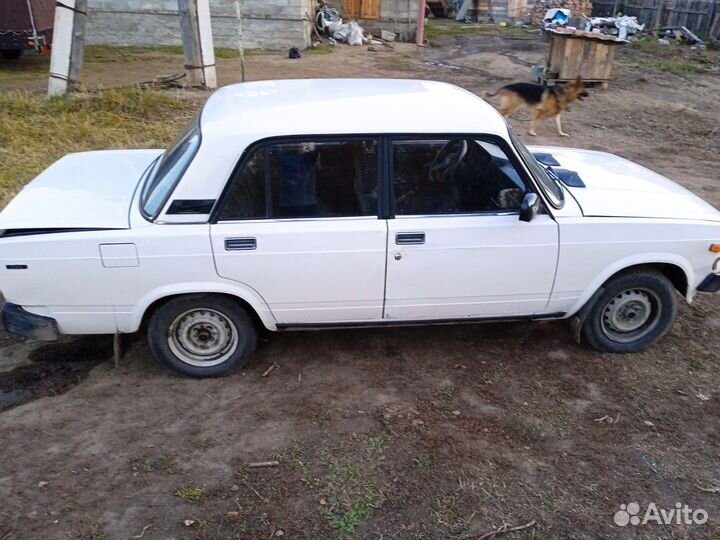 ВАЗ 2105 1.5 МТ, 1997, 111 111 км