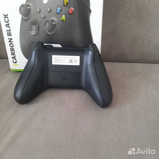 Джойстик xbox series чёрный