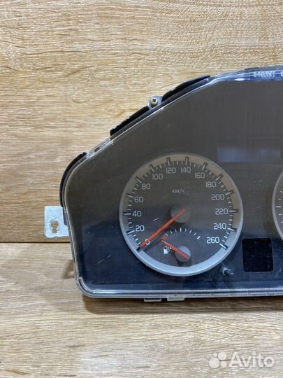 Панель приборов Volvo S40, V50 дизель 772105