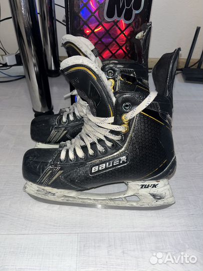 Коньки Bauer Supreme One 9