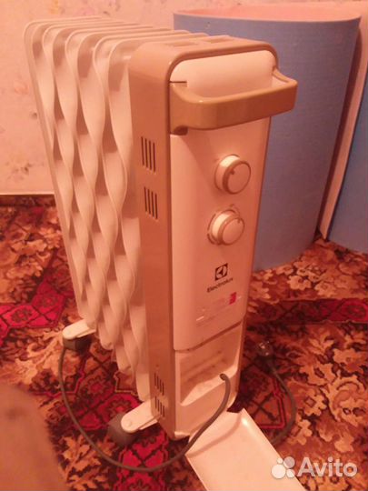 Масляный обогреватель Electrolux