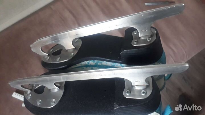 Коньки фигурные