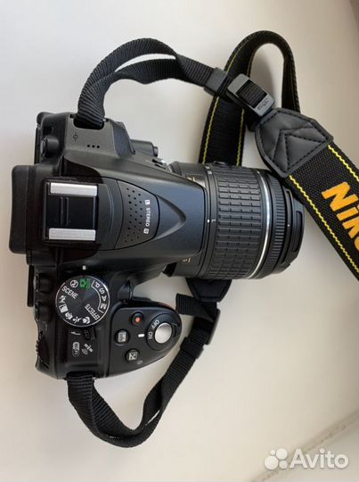 Зеркальный фотоаппарат