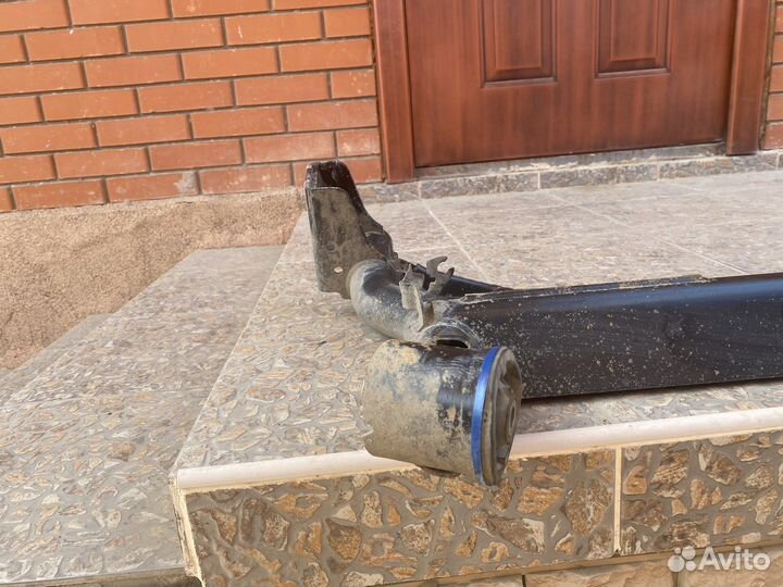 Задняя балка renault logan 2