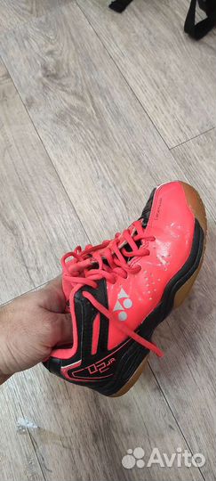 Кроссовки для бадминтона и тенниса yonex детские