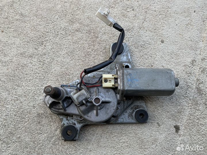 Моторчик заднего дворника Mazda 626 GF