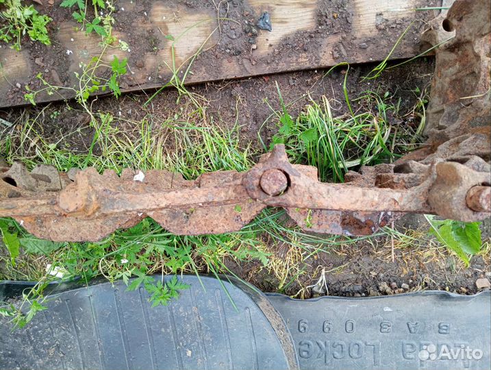 Звено гусеницы б/у на дт 75 12штук