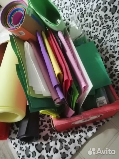 Остатки фоамирана и изолона, тейпленты, молды