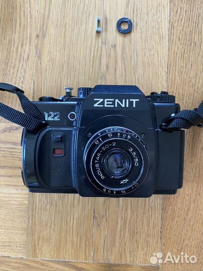 Плёночный фотоаппарат Зенит 122