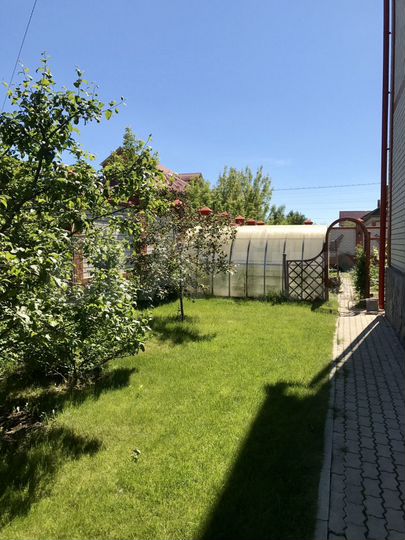 Дом 442 м² на участке 10 сот.