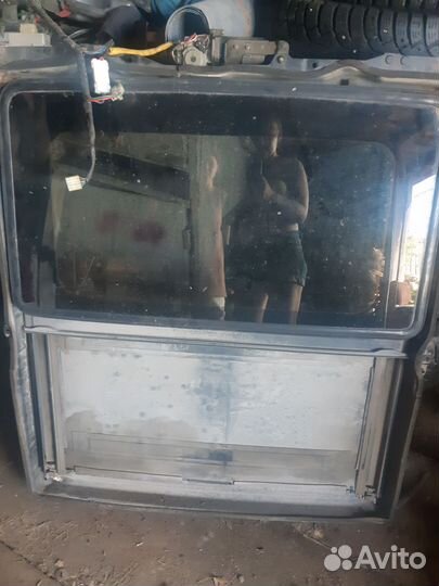 Люк автомобильный