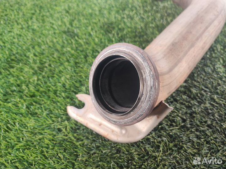 Приемная труба глушителя Jeep Grand Cherokee WK2