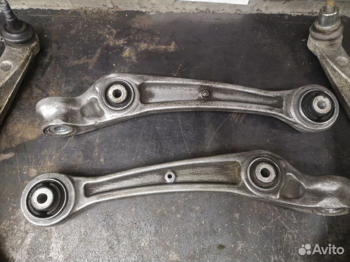 Рычаг передней подвески 4wd Audi A4 A5 Q5