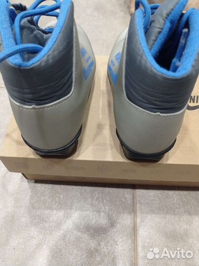 Лыжные ботинки 32 NNN