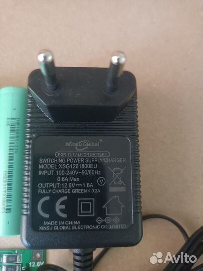 Набор Li-Ion акк-ов, зарядного устройства и BMS 3C