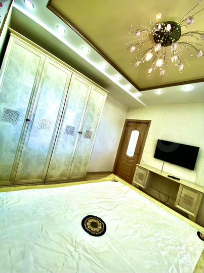 2-к. квартира, 72 м², 12/16 эт.