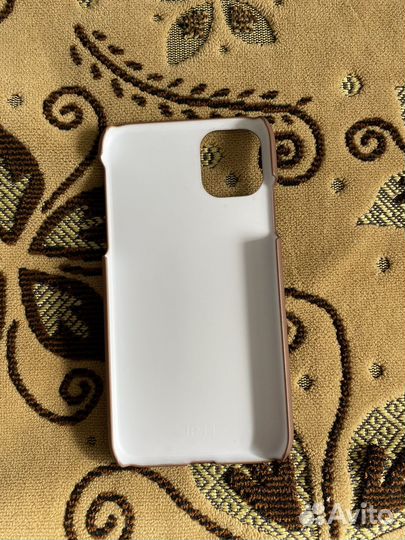 Чехол на iPhone 11