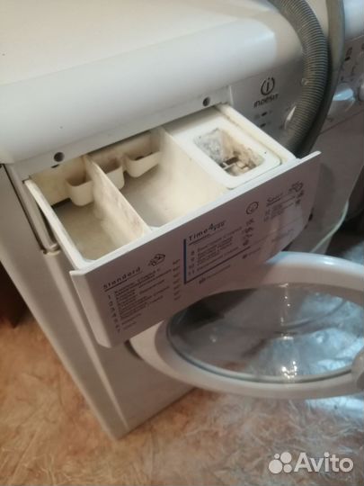 Стиральная машина indesit