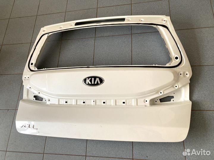Дверь багажника Kia Soul с 2019 года