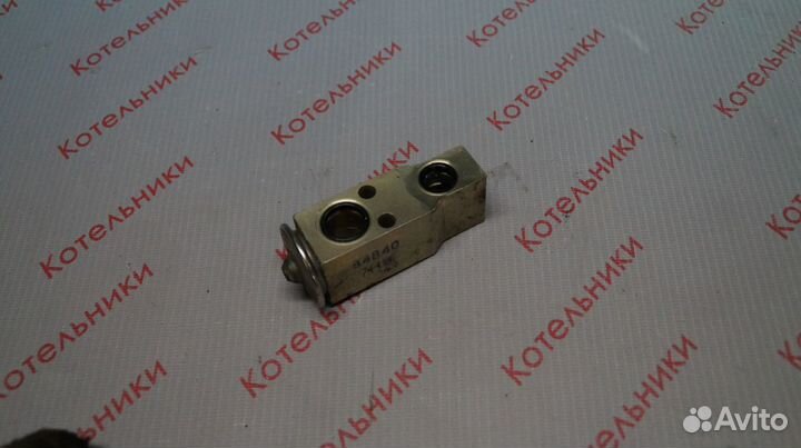 Nissan 92200-9F500 Клапан испарителя кондиционера