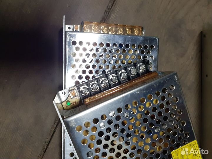 Блок питания для светодиодной ленты