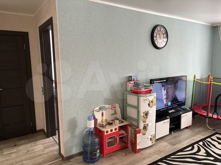 3-к. квартира, 55 м², 3/5 эт.