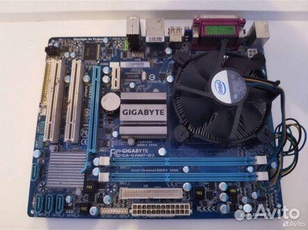 Материнская плата с процессором