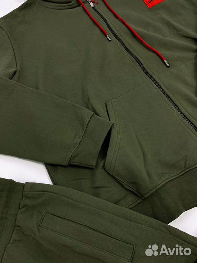 Мужской Спортивный костюм Hugo (лого красное) (210