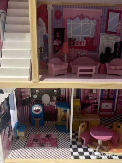 Домик кукольный