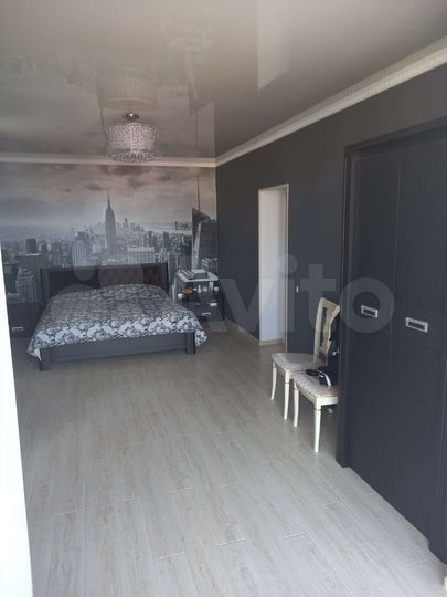 3-к. квартира, 116 м², 9/10 эт.