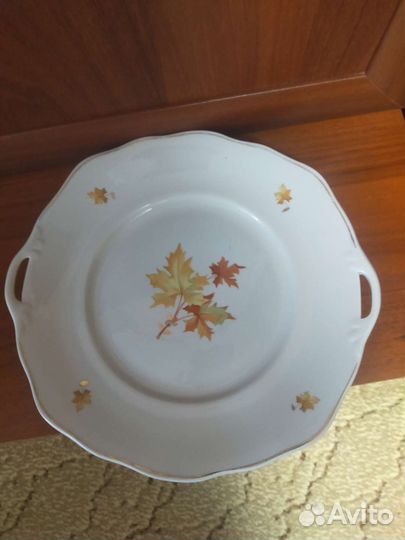 Тарелка сервировочная