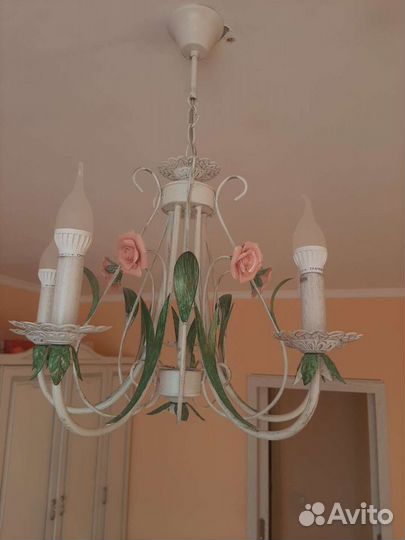 Люстра потолочная