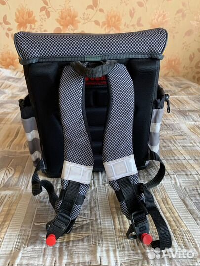 Рюкзак школьный для мальчика mcneill 912