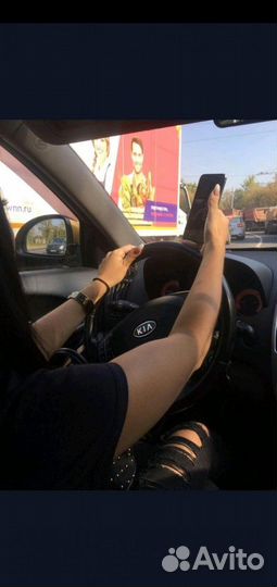 Автоинструктор женщина