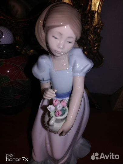 Статуэтка фарфор NAO lladro