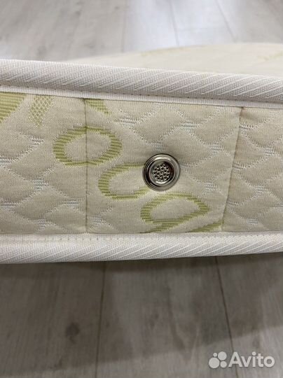 Детский матрас BabySleep для овальной кроватки