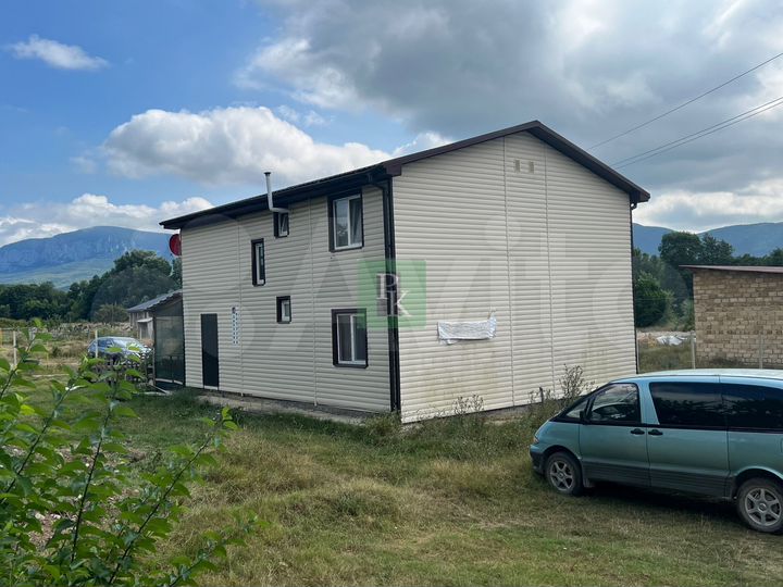 Дом 167 м² на участке 6,6 сот.