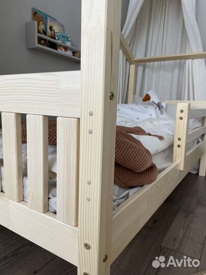 Детская кровать от 3 лет домик