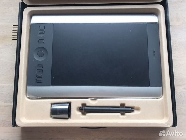 Графический планшет wacoom intuos pro medium