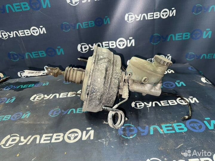 Вакуумный усилитель тормозов передний правый