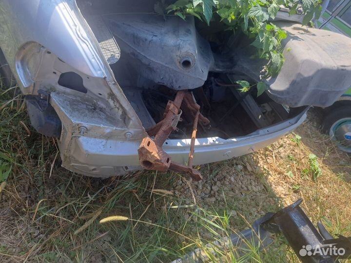 Задняя часть кузова на BMW E65 E66