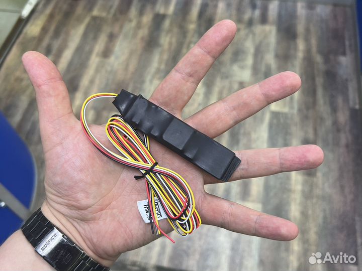 Маяк-трекер StarLineM18 mini