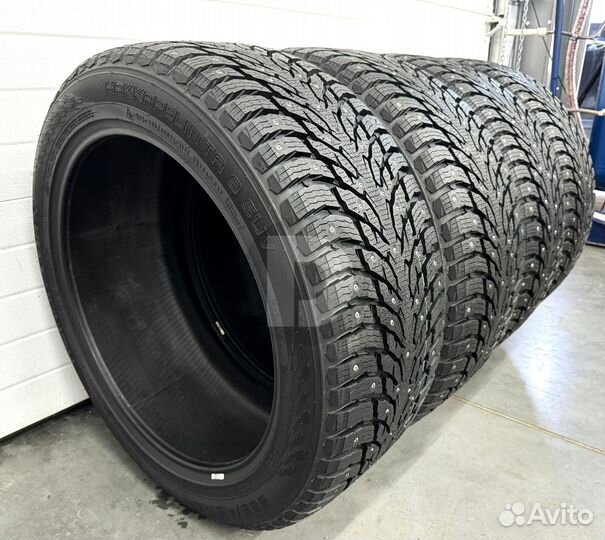 Nokian Tyres Hakkapeliitta 9 SUV 225/55 R19 103T