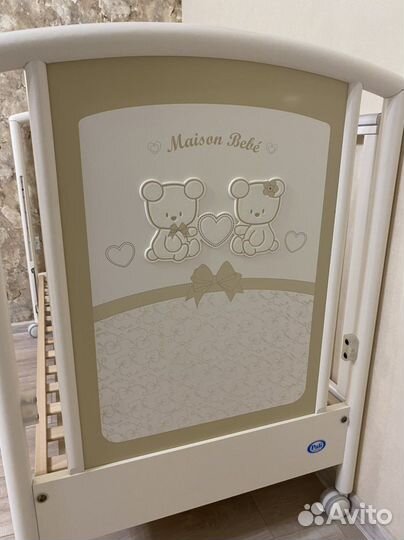 Детская кроватка