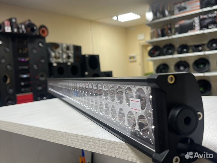 Светлдиодная балка LED CM-240W