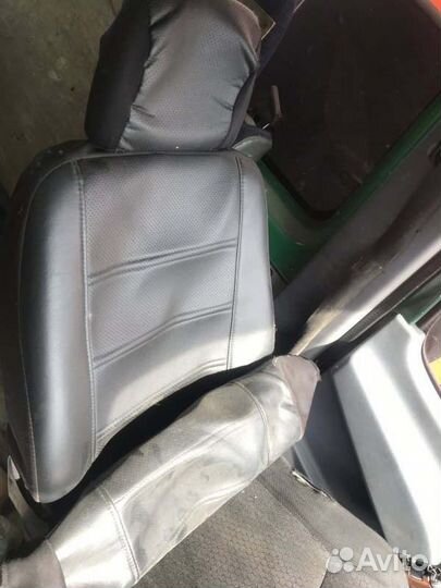 Сиденье водительское пневмо isri Mercedes Sprinter