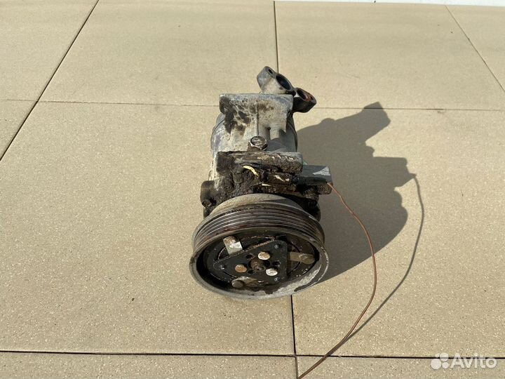 Компрессор кондиционера Renault Symbol