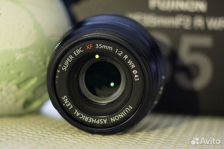 Объектив Fujifilm XF 35mm f/2.0 R WR Fujinon