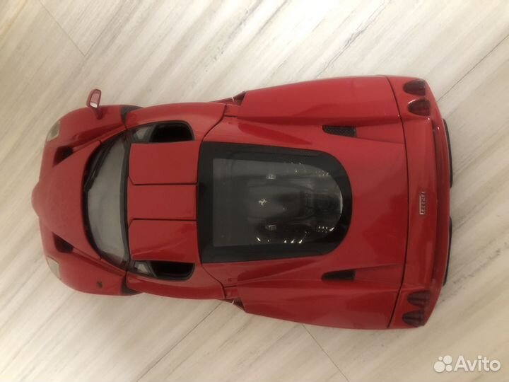 Ferrari enzo 1:18 hot wheels