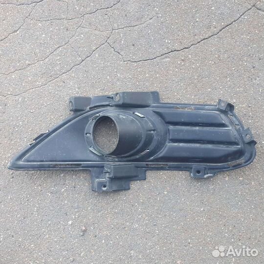 Решетка в бампер правая и левая для Ford Fusion